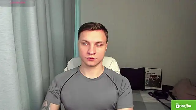 handsome guy01 online show from 10, 4, 2026