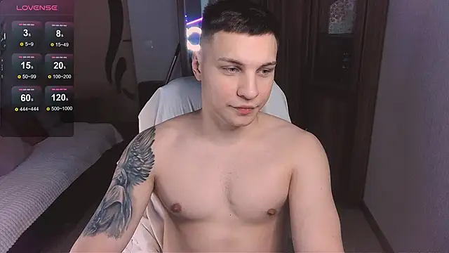 handsome guy01 online show from 1, 2, 2025