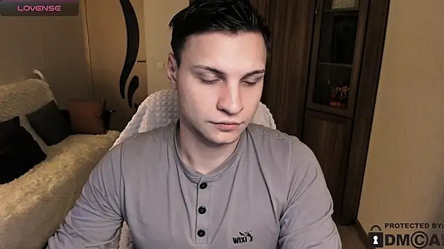 handsome guy01 online show from 16, 11, 2025