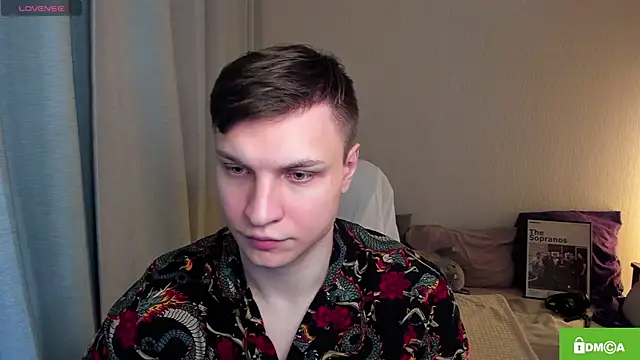 handsome guy01 online show from 12, 5, 2026