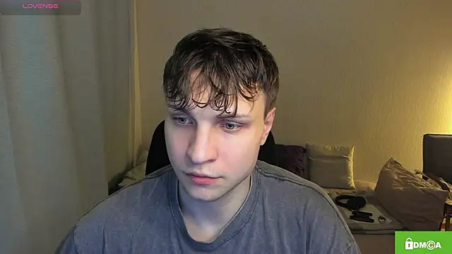 handsome guy01 online show from 24, 2, 2026