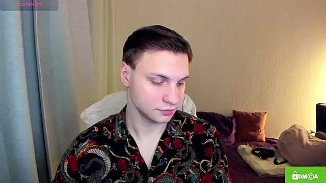 handsome guy01 online show from 22, 3, 2026