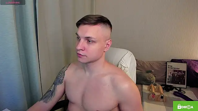 handsome guy01 online show from 12, 4, 2026