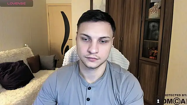 handsome guy01 online show from 30, 10, 2025