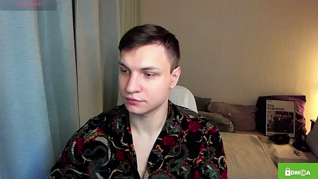 handsome guy01 online show from 16, 5, 2026