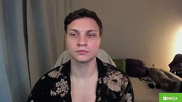 handsome guy01 online show from 29, 6, 2026