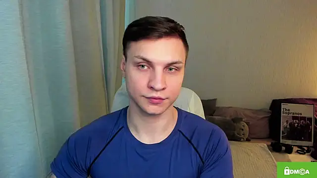 handsome guy01 online show from 17, 5, 2026