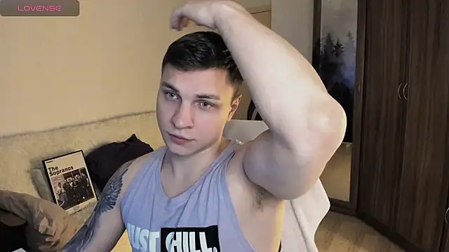 handsome guy01 online show from 6, 10, 2025