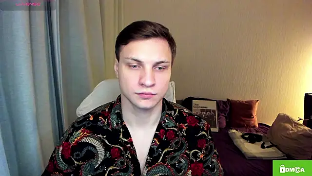 handsome guy01 online show from 17, 3, 2026