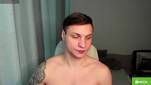 handsome guy01 online show from 19, 5, 2026