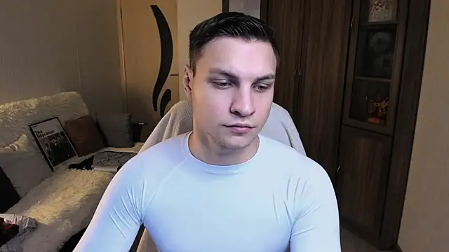 handsome guy01 online show from 26, 9, 2025