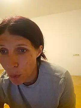 Lenchen  online show from 17, 4, 2026