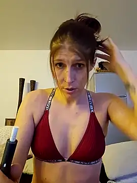 Snapshot of Lenchen_ chatting on 16, 2, 2026 Lenchen online show from 16, 2, 2026