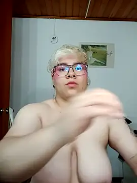 amalia love online show from 21, 9, 2025