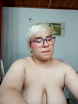 amalia love online show from 9, 10, 2025