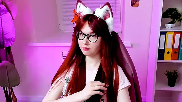 CarolGiggly online show from 2, 11, 2025