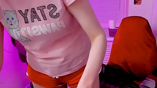 CarolGiggly online show from 23, 10, 2025