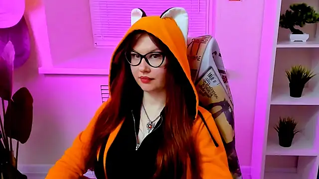 CarolGiggly online show from 3, 5, 2026