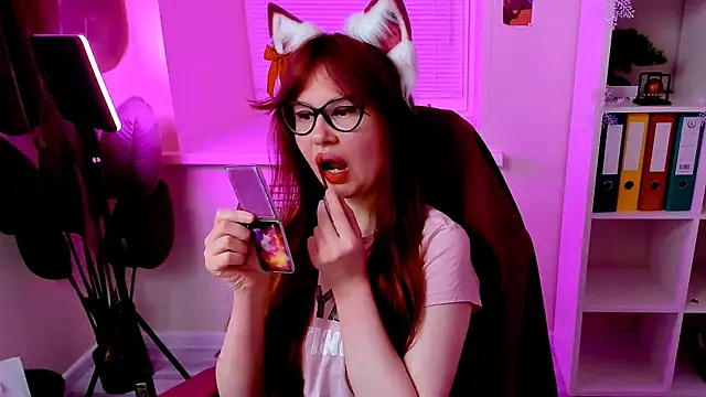 CarolGiggly online show from 8, 1, 2026