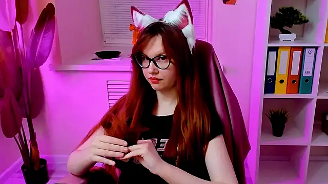 CarolGiggly online show from 6, 3, 2026