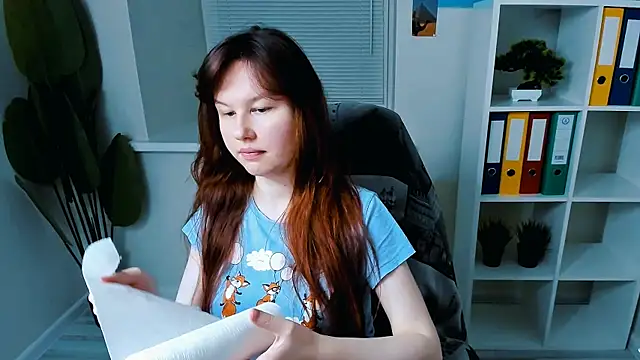 CarolGiggly online show from 13, 9, 2025