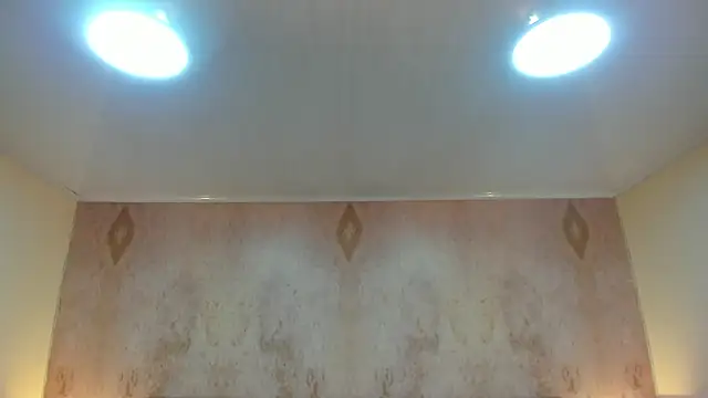 Lillyjonnes  online show from 12, 2, 2025