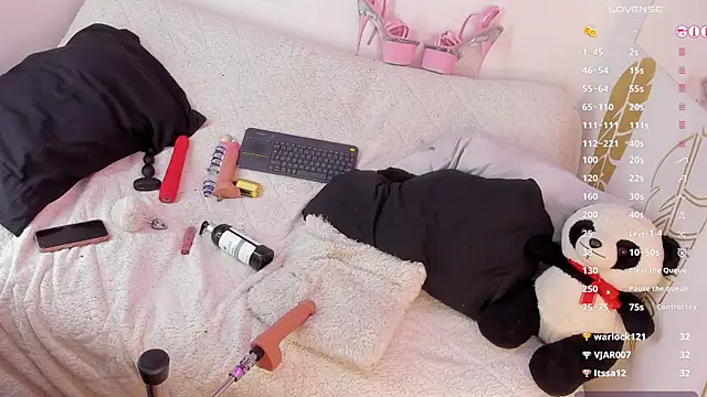 BritannyClaire online show from 20, 9, 2025