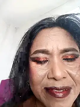 tiffany Bitch online show from 8, 10, 2025