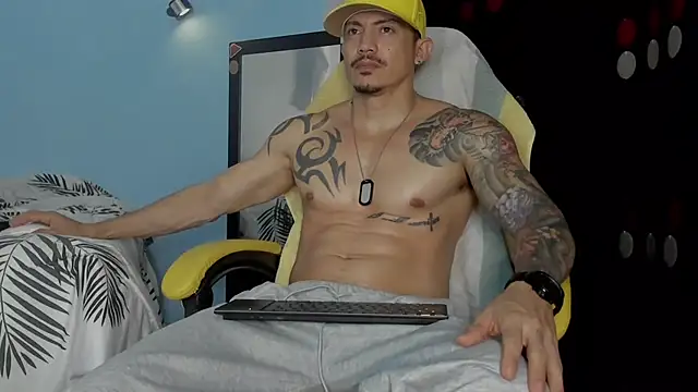 Alex motta online show from 5, 11, 2025