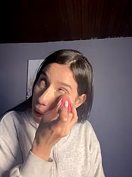 Praga Pink online show from 18, 12, 2025