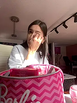 Praga Pink online show from 21, 11, 2025