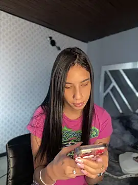 Praga Pink online show from 25, 4, 2026