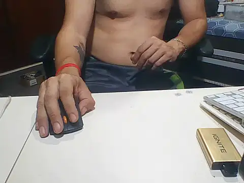 SOLESFETISHBR online show from 31, 10, 2025