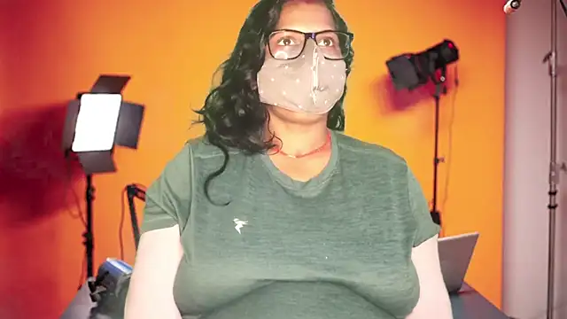 mamoni91 online show from 3, 11, 2025