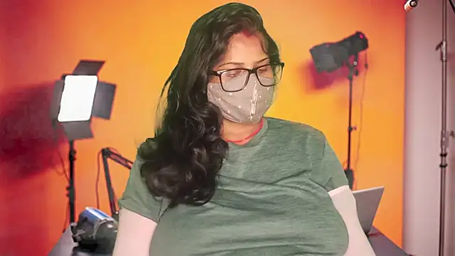 mamoni91 online show from 19, 11, 2025