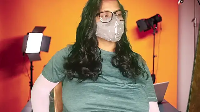 mamoni91 online show from 28, 9, 2025