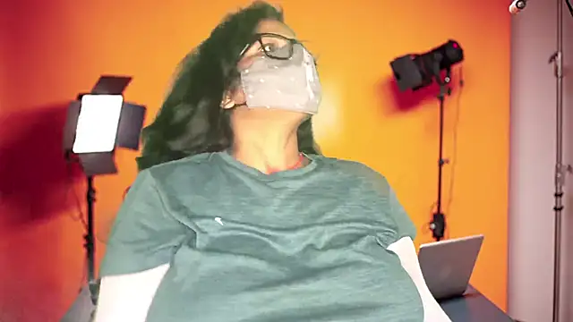 mamoni91 online show from 8, 10, 2025