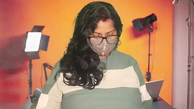 mamoni91 online show from 25, 11, 2025