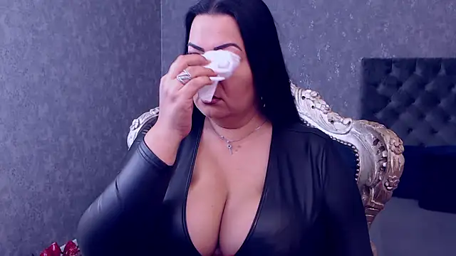 LindaBrairs online show from 13, 11, 2025