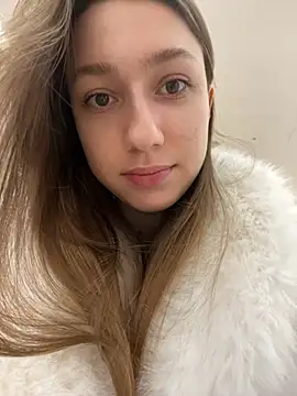 Lia  Love online show from 24, 1, 2025