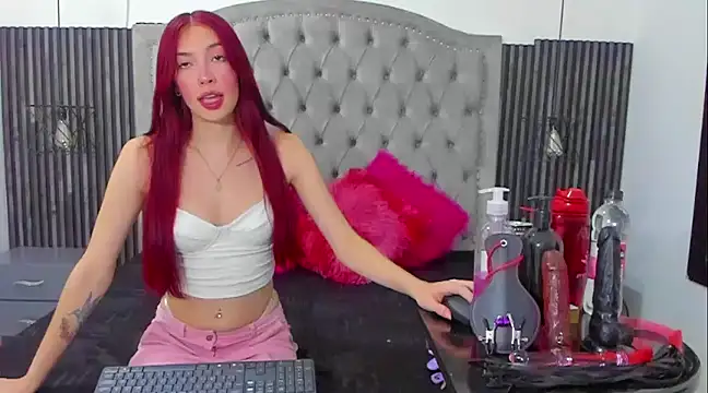 danna flame online show from 8, 1, 2025