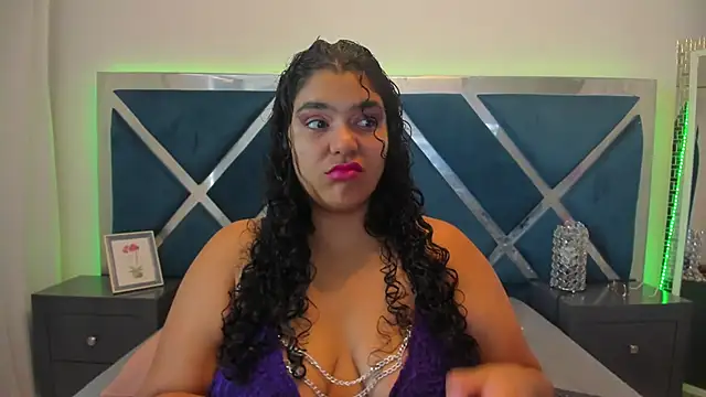 Tiffanymiller00 online show from 30, 4, 2026