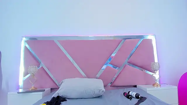 Snapshot of Tiffanymiller00 chatting on 16, 12, 2024 Tiffanymiller00 online show from 16, 12, 2024