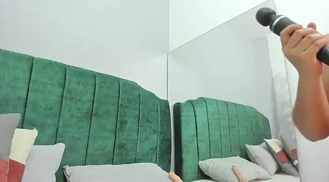 GABYTAYLOR  online show from 28, 2, 2025