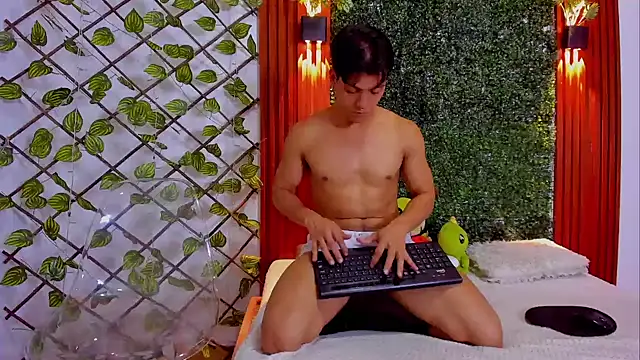 Valentino  X online show from 21, 11, 2025