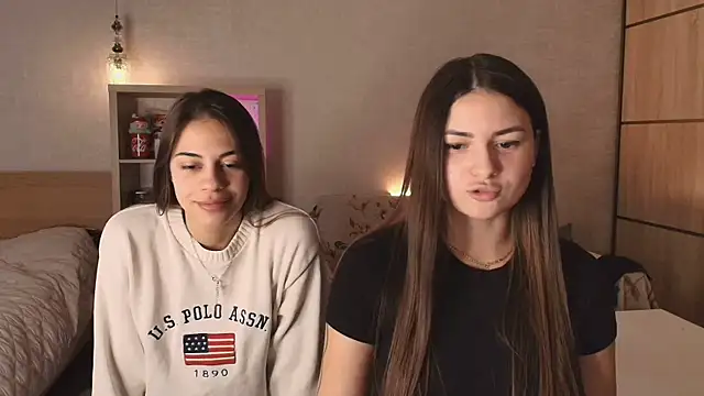 ShySonya online show from 25, 10, 2025