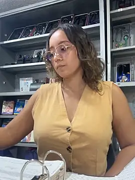 Kay LustyWife online show from 5, 10, 2025