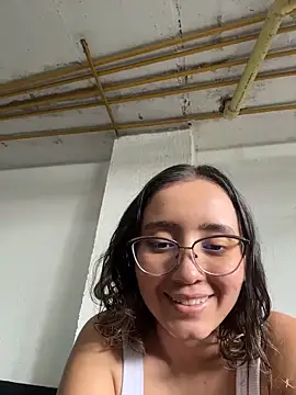 Snapshot of Kay_LustyWife chatting on 19, 4, 2026 Kay LustyWife online show from 19, 4, 2026