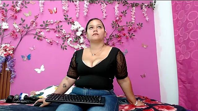 analdeepalejandra18 online show from 21, 3, 2025