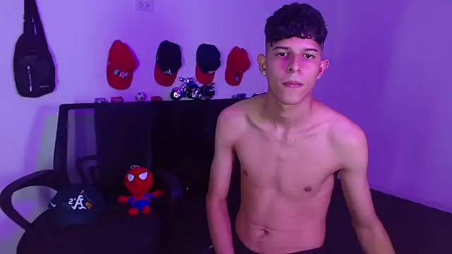 LiamGadiell online show from 25, 2, 2025